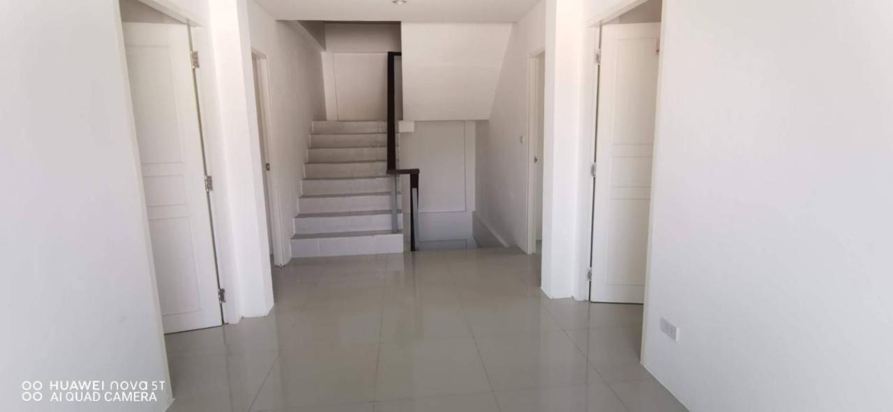 קאמאלה ביץ' Sure Guesthouse מראה חיצוני תמונה