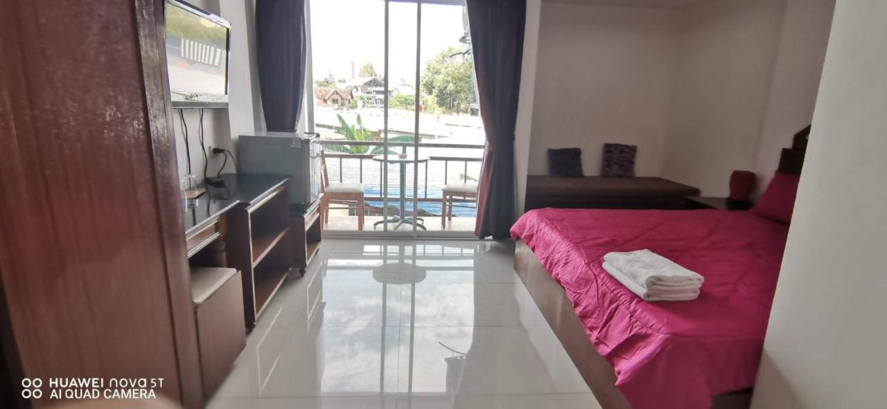 קאמאלה ביץ' Sure Guesthouse מראה חיצוני תמונה