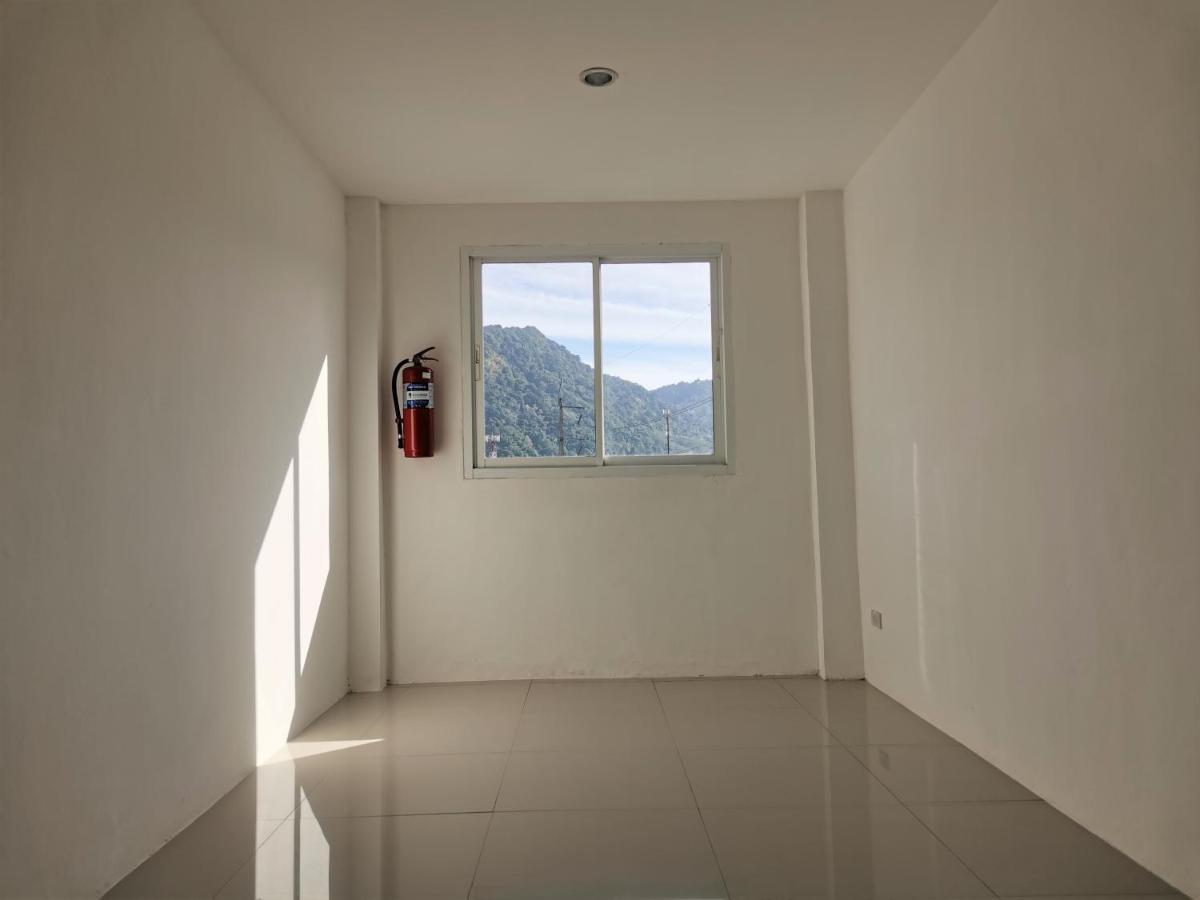 קאמאלה ביץ' Sure Guesthouse מראה חיצוני תמונה
